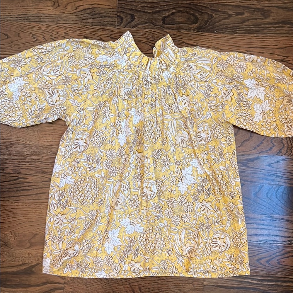 Sundry Ruffle Neck Blouse Size Small - Picture 1 of 5